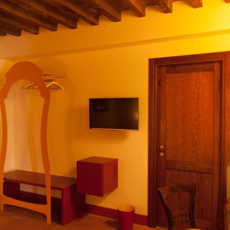 Bed and Breakfast Palazzo Benucci Сан-Джиминьяно Экстерьер фото