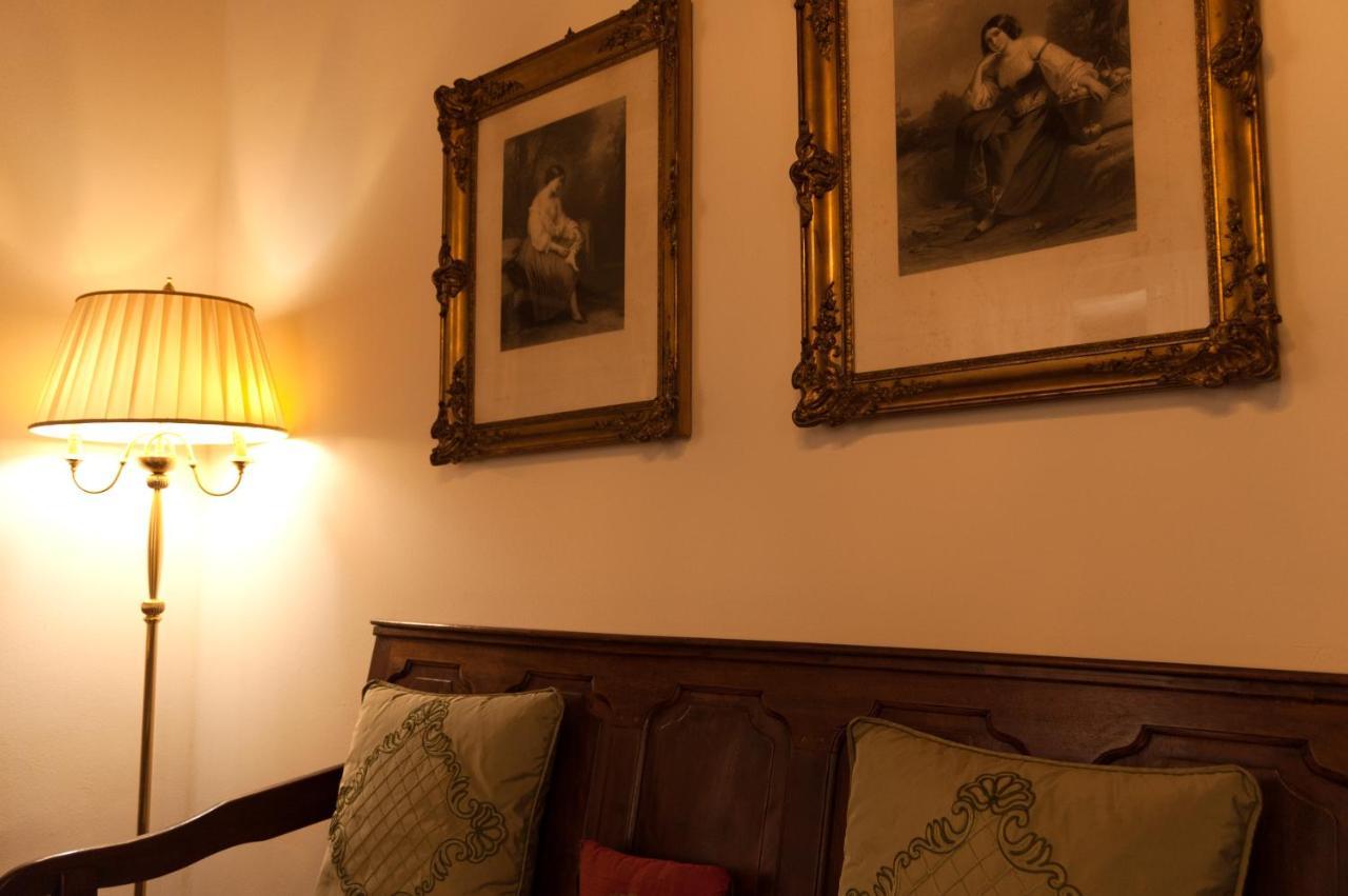 Bed and Breakfast Palazzo Benucci Сан-Джиминьяно Экстерьер фото