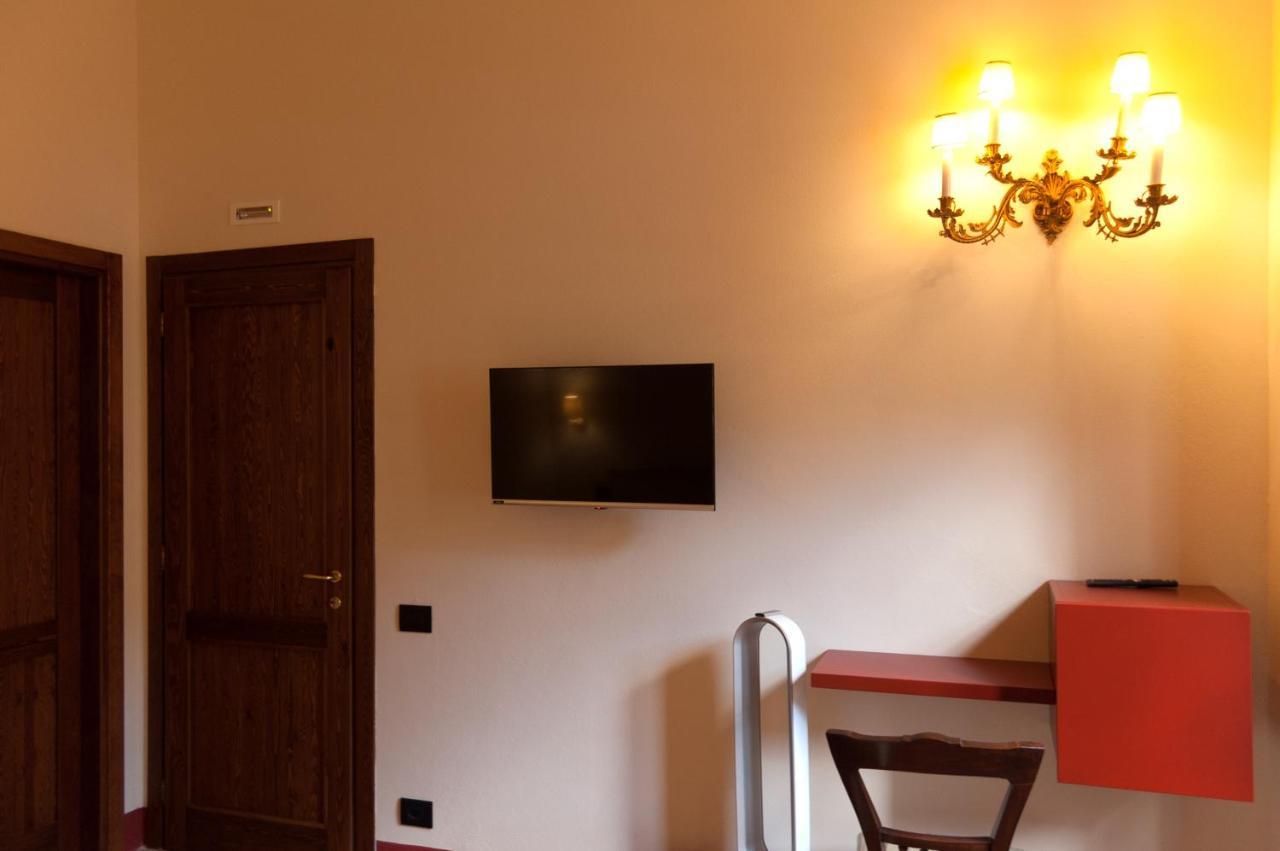 Bed and Breakfast Palazzo Benucci Сан-Джиминьяно Экстерьер фото