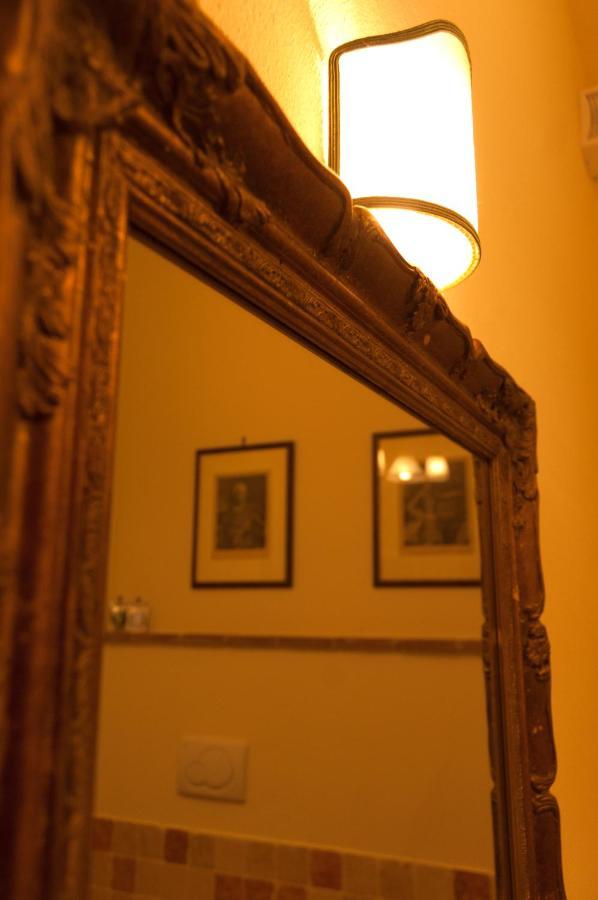 Bed and Breakfast Palazzo Benucci Сан-Джиминьяно Экстерьер фото