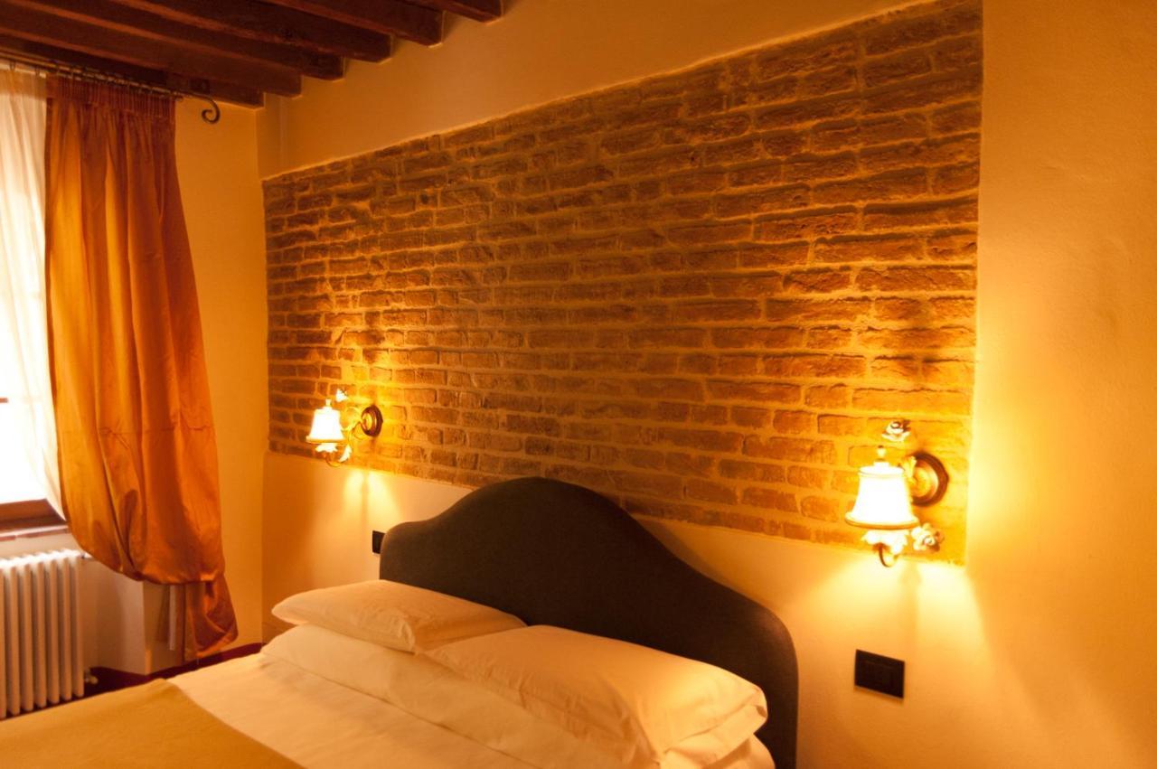 Bed and Breakfast Palazzo Benucci Сан-Джиминьяно Экстерьер фото