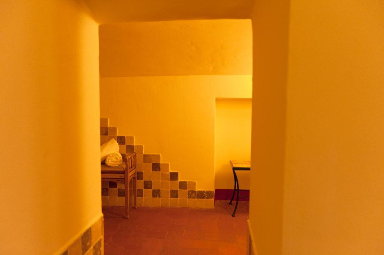 Bed and Breakfast Palazzo Benucci Сан-Джиминьяно Экстерьер фото