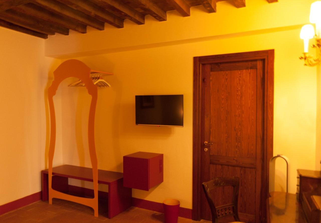 Bed and Breakfast Palazzo Benucci Сан-Джиминьяно Экстерьер фото